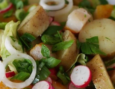 recette Salade de pomme de terre au haddock fumé et oignon cébette