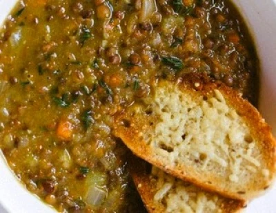 recette Soupe aux lentilles et tartine au comté
