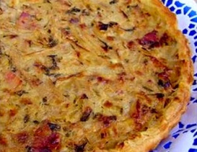 Quiche aux oignons, échalotes et ventrèche séchée