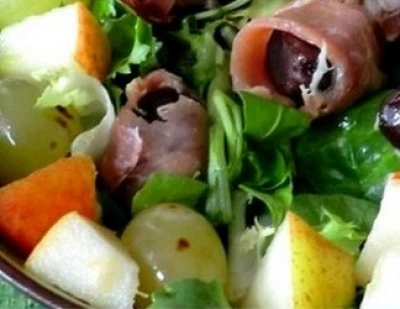 recette Salade au Jambon de Bayonne et  pruneaux d'Agen sortis du four