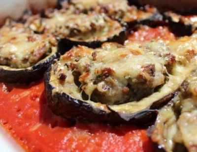 Aubergine farcie sauce tomate