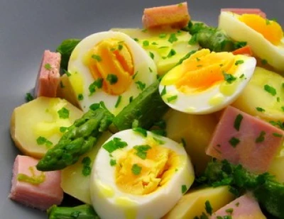 recette Salade de pomme de terre, asperge et jambon