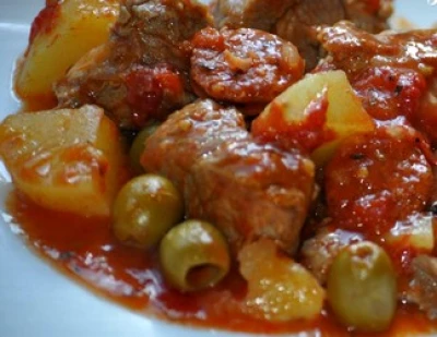 Mijoté de veau au chorizo et aux olives