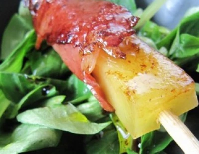 recette Salade de mâche et sucettes au comté / jambon de Bayonne