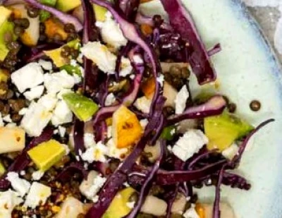 recette Salade de lentilles, avocat et chou rouge au chèvre frais