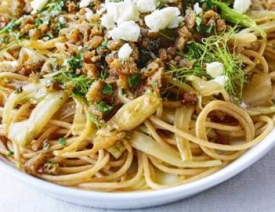 Spaghetti semi-complets, fenouil caramélisé et anchois
