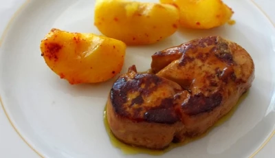 recette Foie gras frais poêlé aux pommes caramélisées