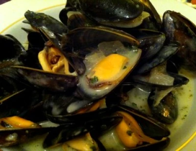 recette Moules à la crème et au vin blanc