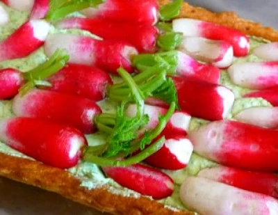 recette Tarte printanière aux radis rose