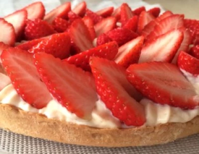 Tarte aux fraises Gariguette à la crème diplomate