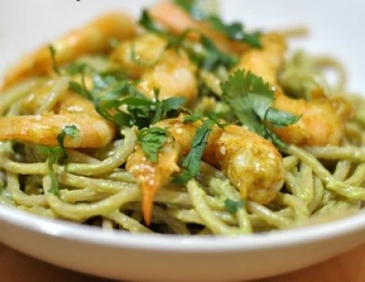 recette Spaghetti complets au guacamole et crevettes