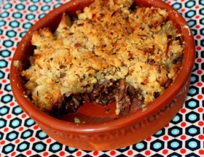 Crumble de boudin noir aux pommes et noisettes