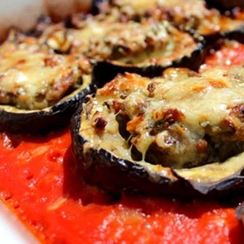 Aubergine farcie sauce tomate