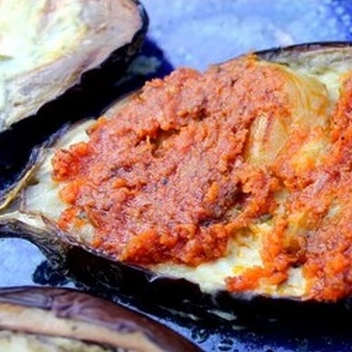 Aubergines farcies au chèvre et à la tapenade