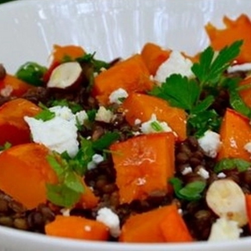Salade de lentilles et potimarron BIO, au chèvre et noisettes