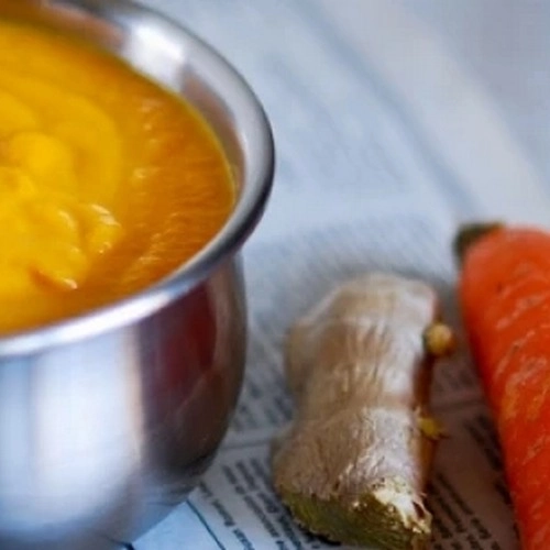 Soupe carottes, lait de coco, gingembre frais