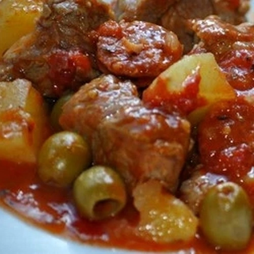 Mijoté de veau au chorizo et aux olives