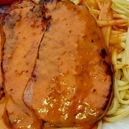 Lomo sauce aux poivrons et tagliatelles fraîches